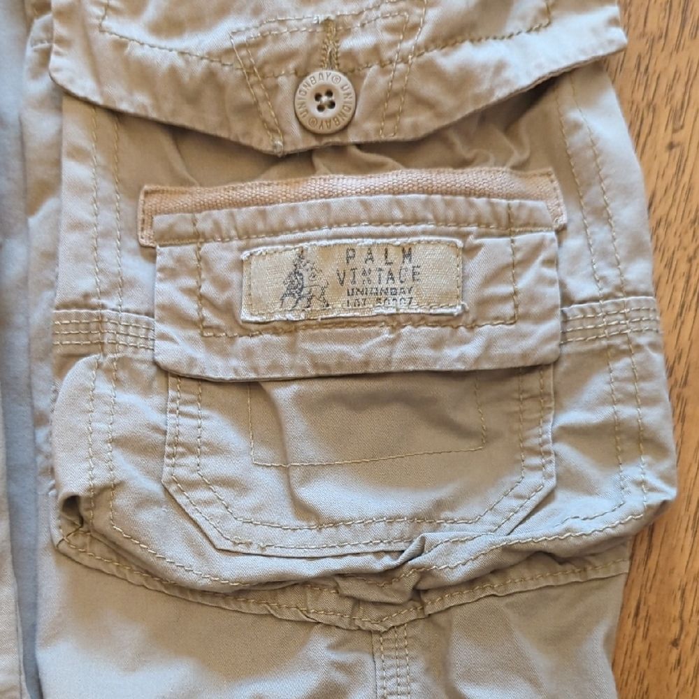 UNIONBAY Men's Tan/Dark Khaki Cargo Shorts - Picture 4 of 7